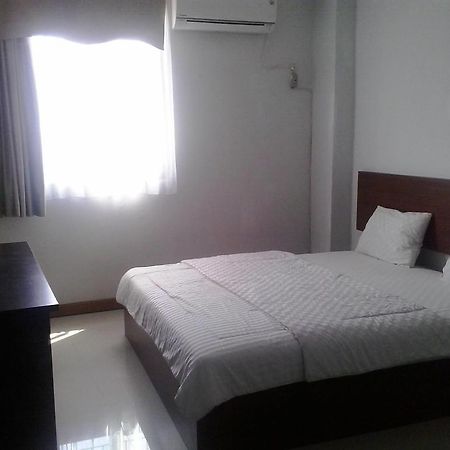 Zameena Guest House Cimahi Екстер'єр фото