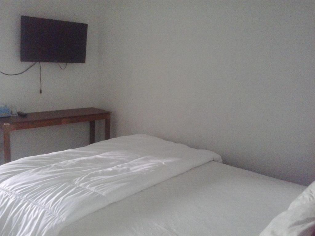 Zameena Guest House Cimahi Екстер'єр фото