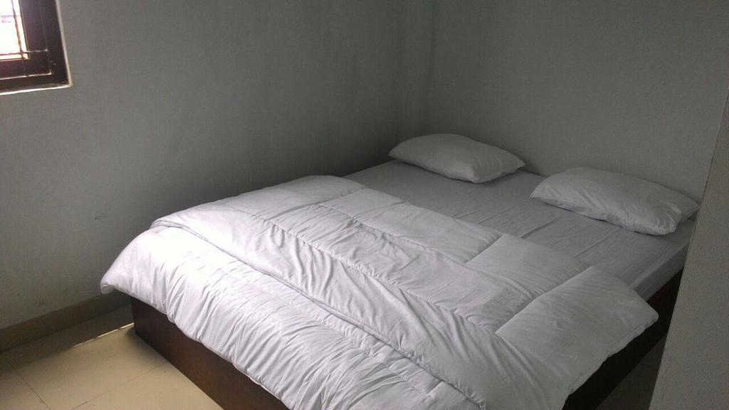 Zameena Guest House Cimahi Екстер'єр фото