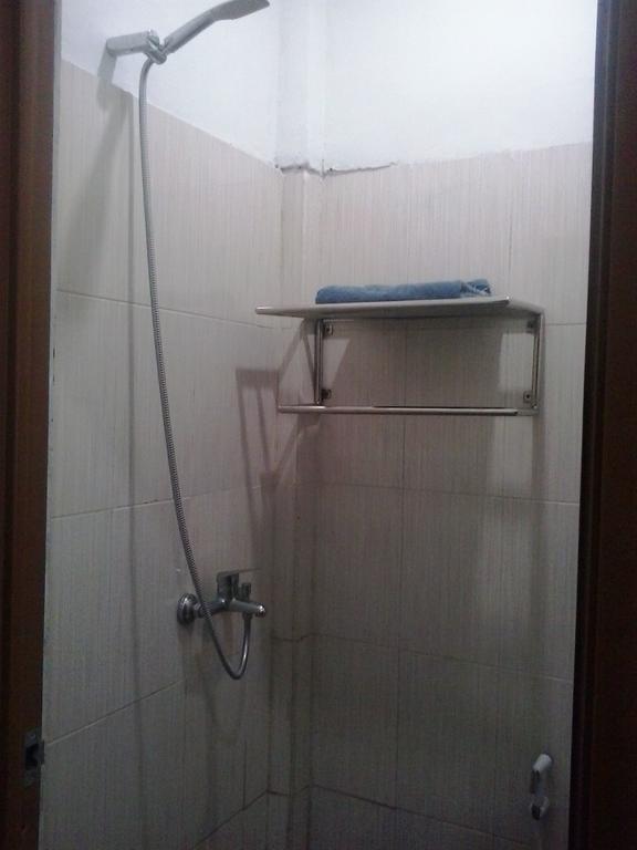 Zameena Guest House Cimahi Екстер'єр фото