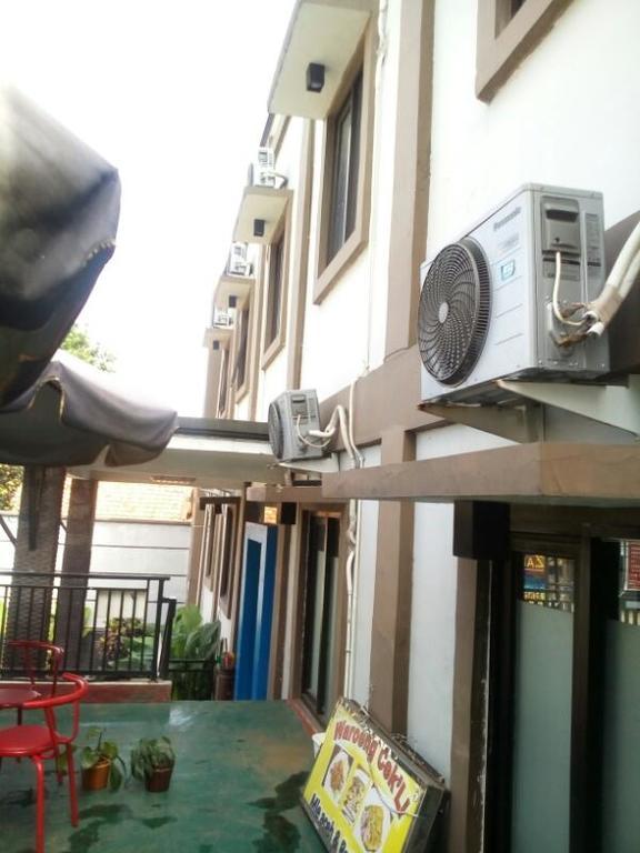Zameena Guest House Cimahi Екстер'єр фото